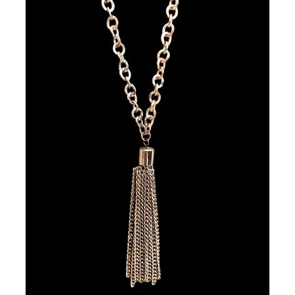 NWT Lisa e long tassel pendant necklace - Picture 4 of 6